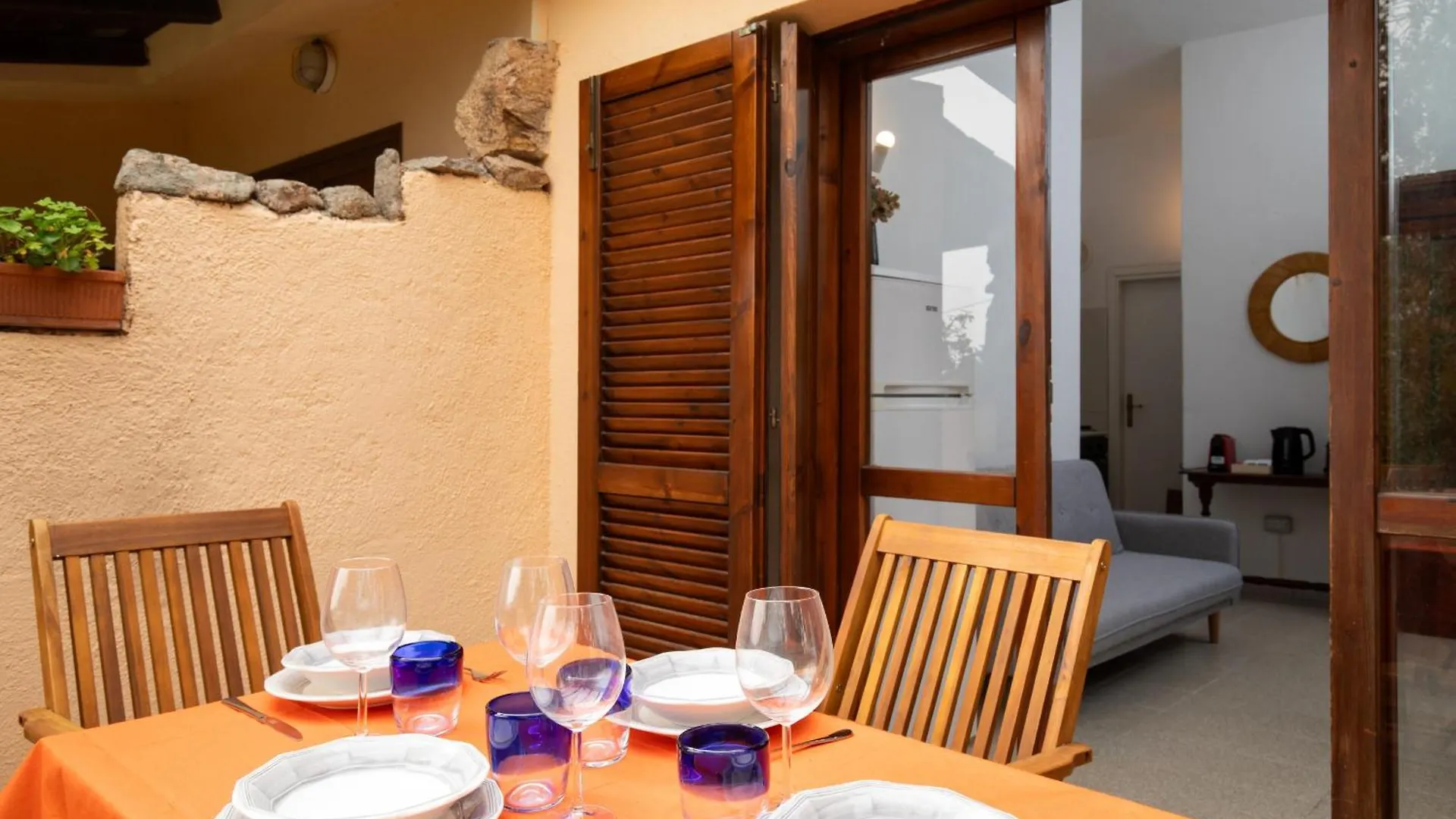 شقة Casa Girgolu By Wonderful Italy سان تيودورو