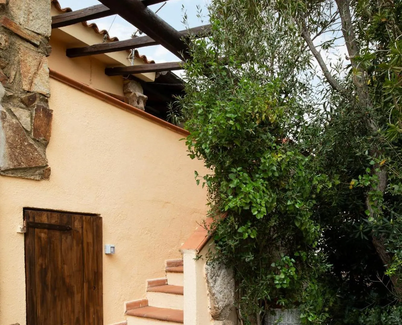 شقة Casa Girgolu By Wonderful Italy سان تيودورو 0*,